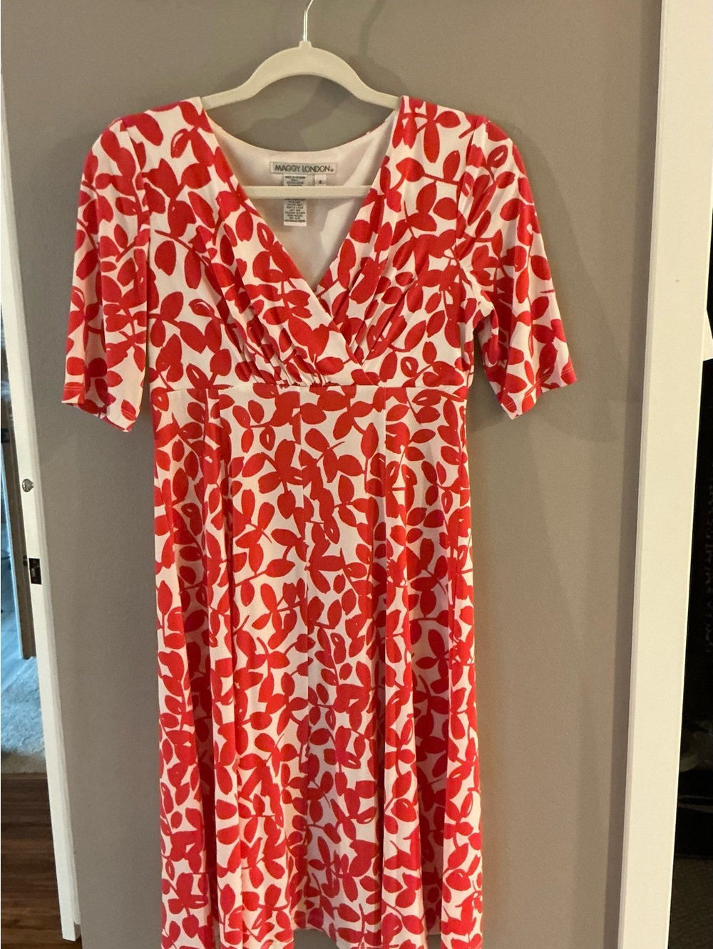 Maggy London Dress with Red Orange Leaf Motif and V-Neck